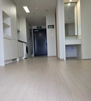 매매가 11800  분양가 15500 파격인하  더샵라르고